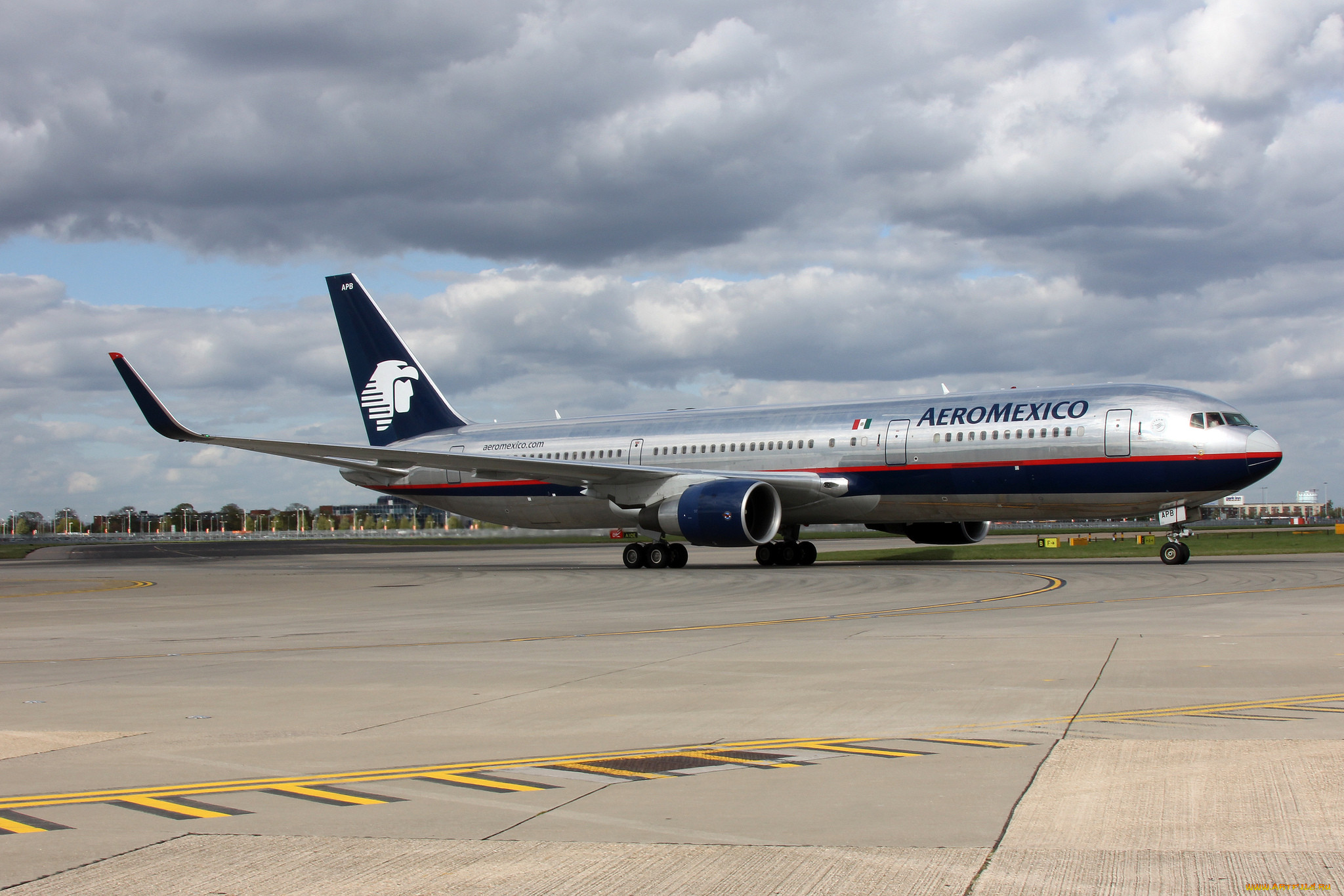 b767, ,  , 